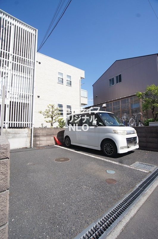 リブリ・リオ　フラガンシア 駐車場