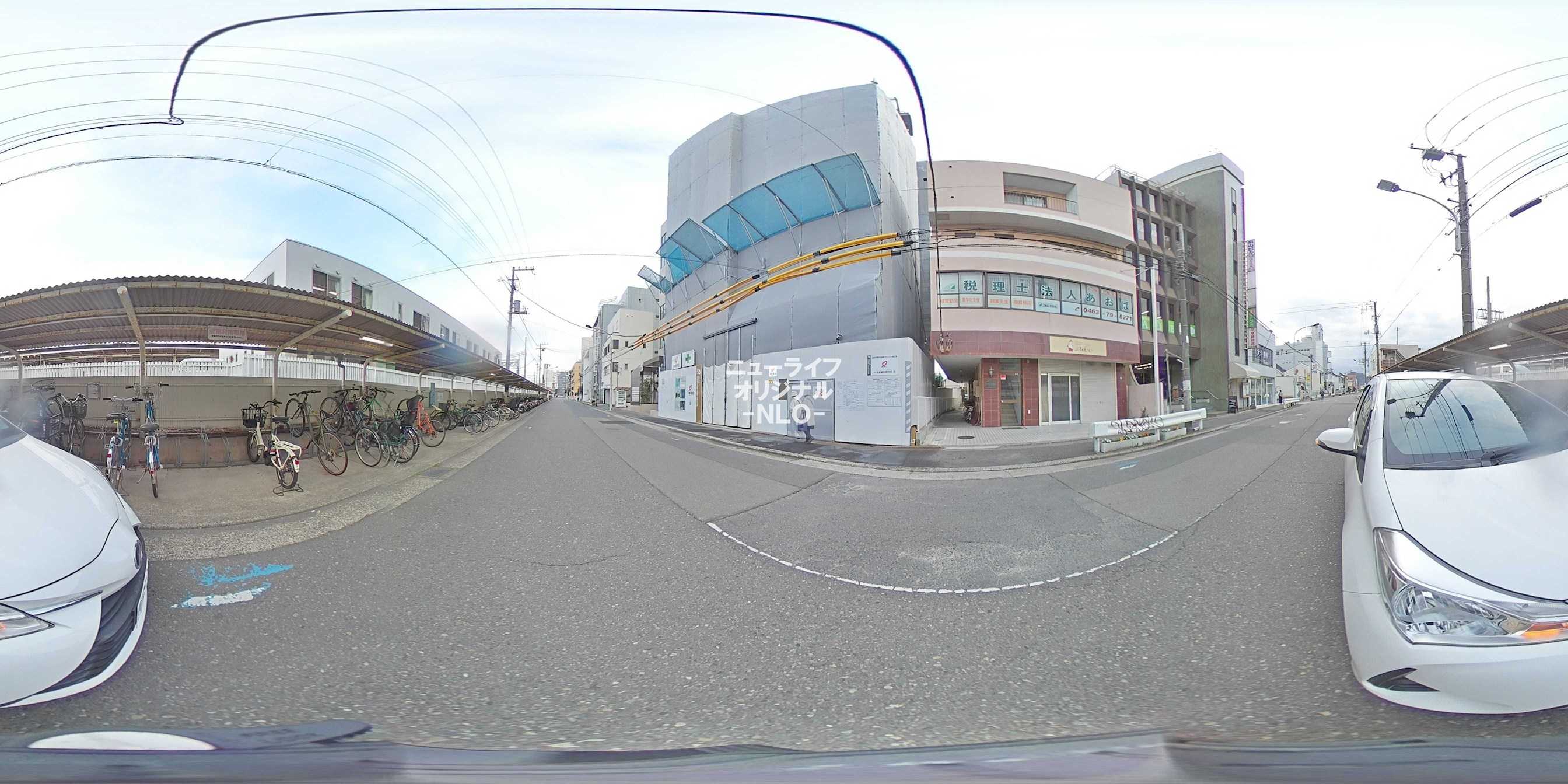 スアヴィス平塚八重咲 エントランス