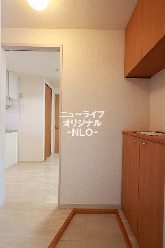 ロイヤルパレスⅠ号館 玄関