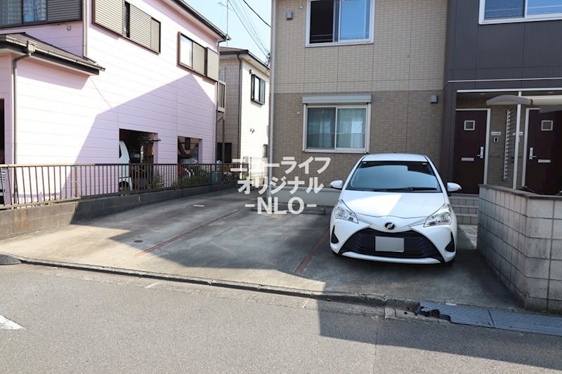 マ・メゾン 駐車場