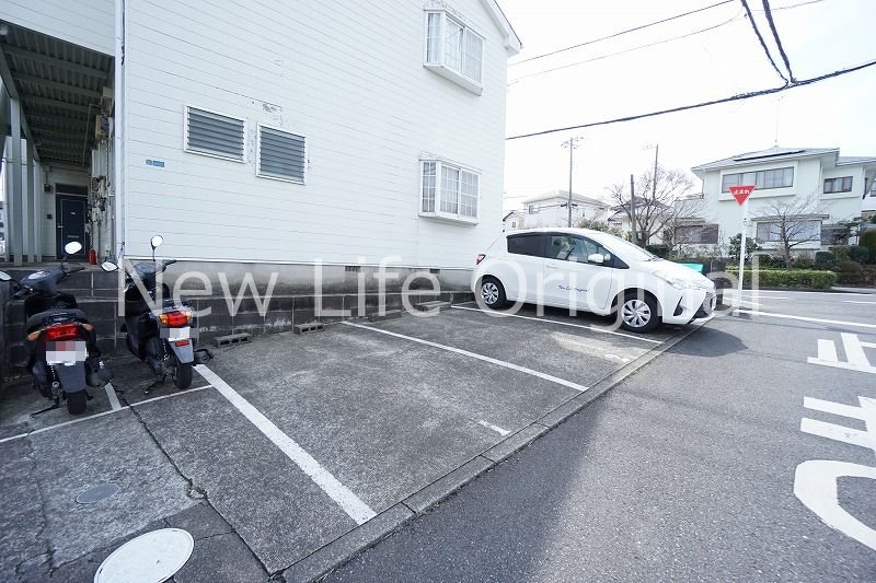 ハイムグリーン 駐車場