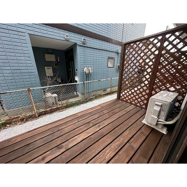 ひなたと春風のラテ ベランダ
