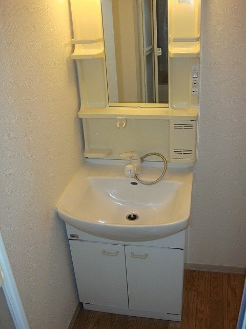 イーエムプットＢ 洗面所
