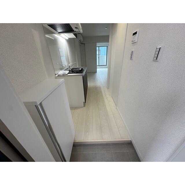 ひなたと春風のラテ 玄関