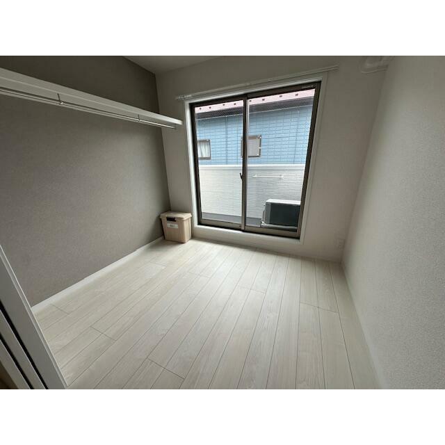 ひなたと春風のラテ ベッドルーム