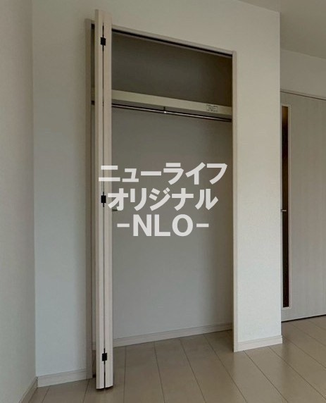 リブリ・シャルマンパル 収納