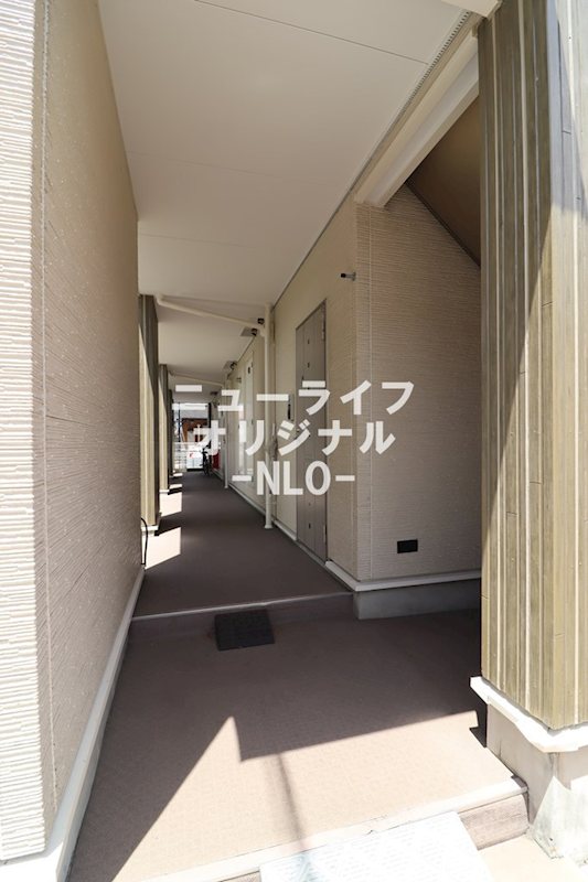 ソレイユ厚木 エントランス