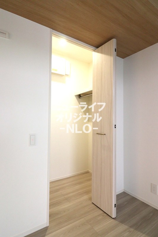 エスペリア栄町 収納