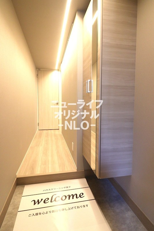 エスペリア栄町 玄関