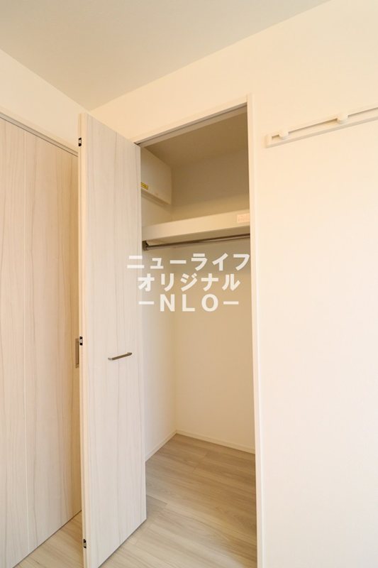 エスペリア栄町 収納