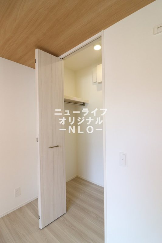 エスペリア栄町 収納