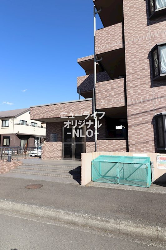 Ｓａｚａｎ　Ｐｉｌｏｔｉ つまだ エントランス