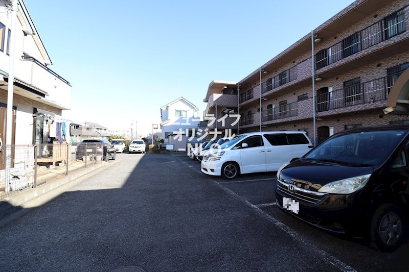 Ｓａｚａｎ　Ｐｉｌｏｔｉ つまだ 駐車場