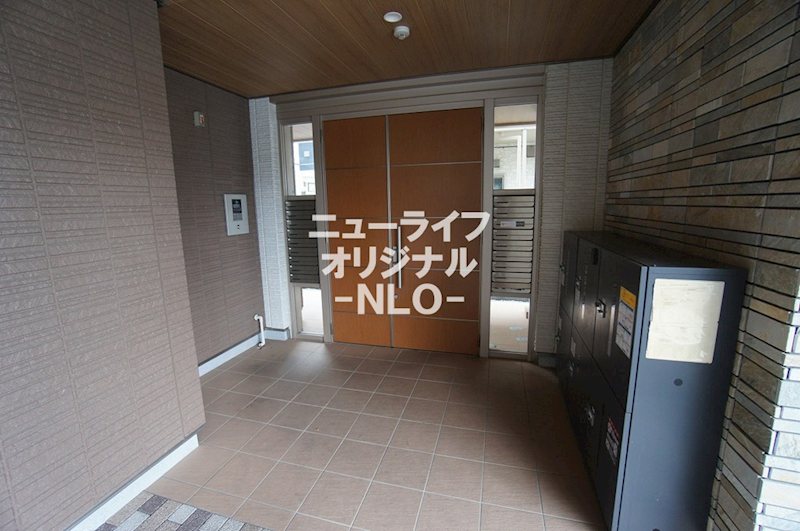 メゾンロッソ   エントランス