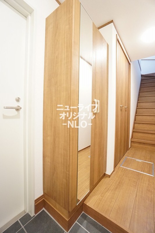 Ｐａｃｉｆｉｃａ　ＳｈｏｎａｎＡ棟 玄関