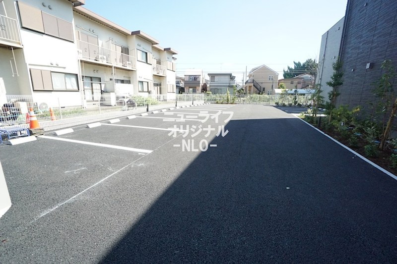 ヴェールマラン湘南台 駐車場