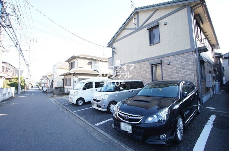 サニーハウス 駐車場