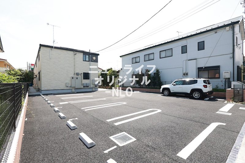 カーサ・リアン 駐車場