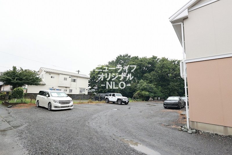 ポレールM 駐車場