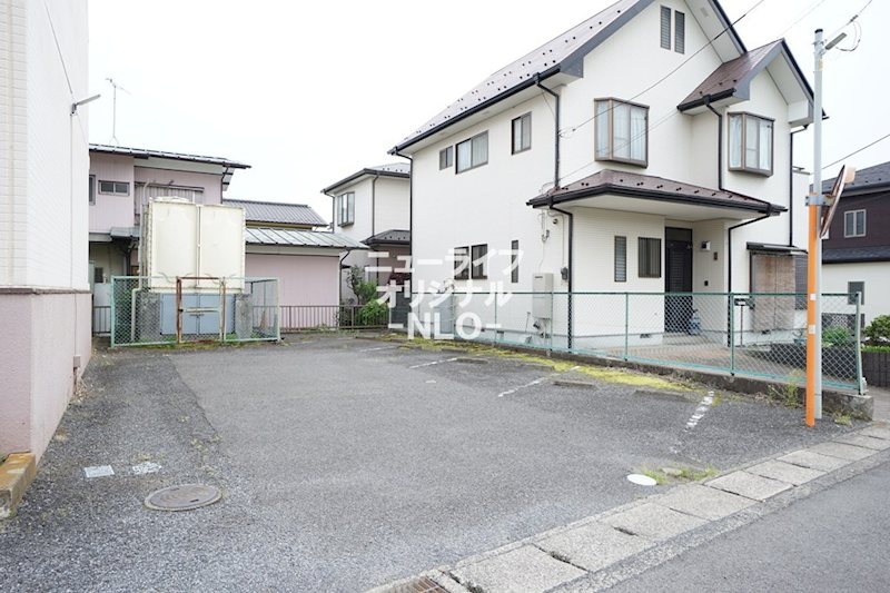 ハイツ聖原 駐車場