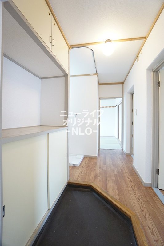 ハイツ聖原 玄関