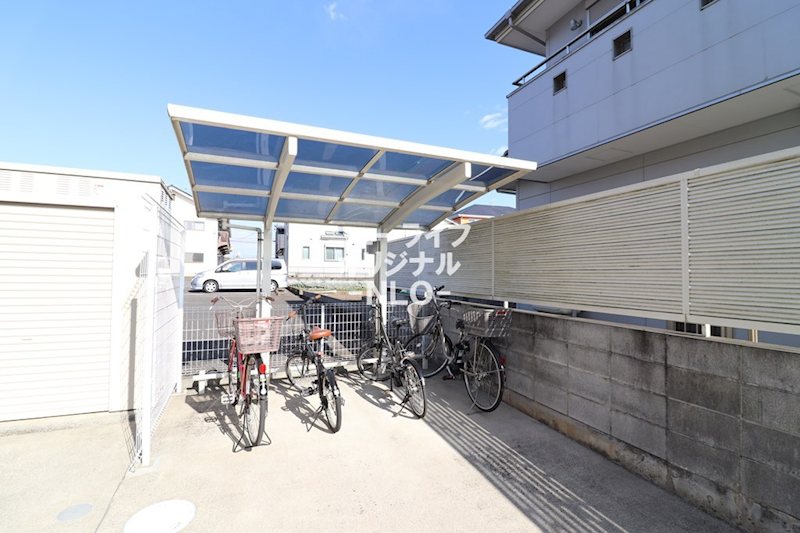 ビラ ルフト 駐車場
