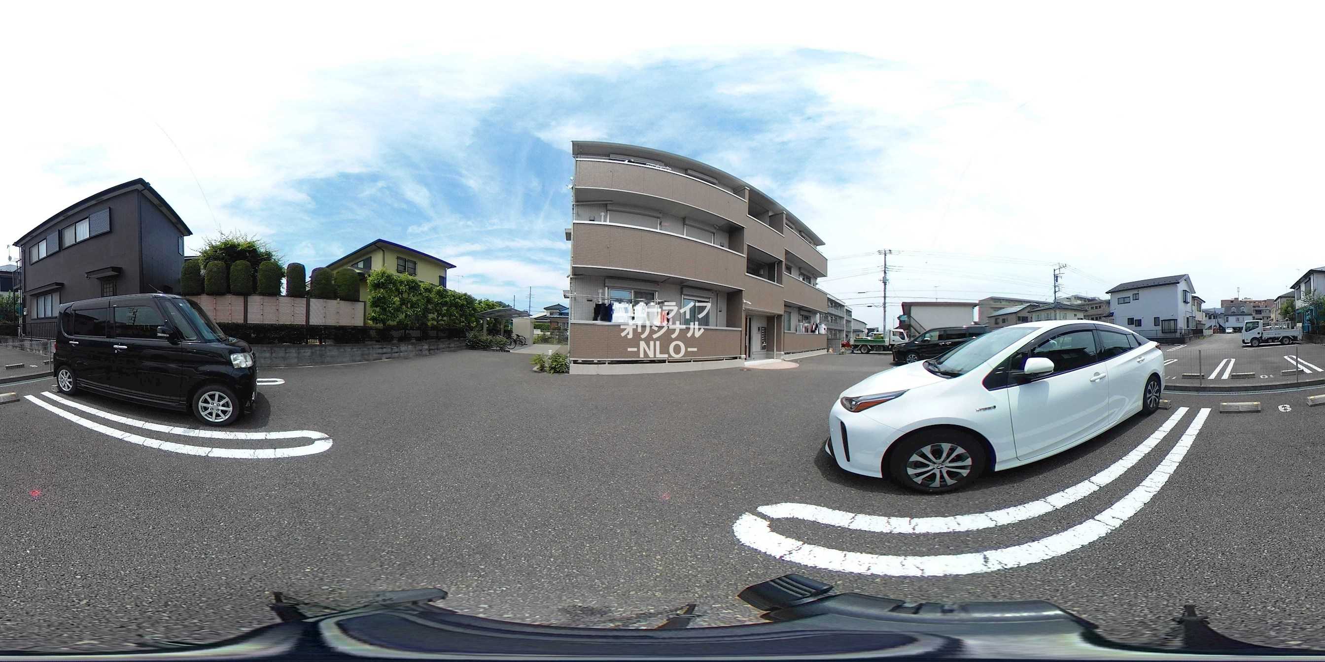 ベルシャイン厚木Ⅱ 駐車場