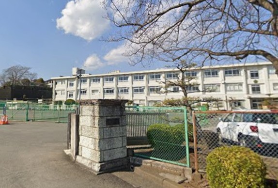ＭＫ　ＨＯＵＳＥ・Ⅱ 中学校