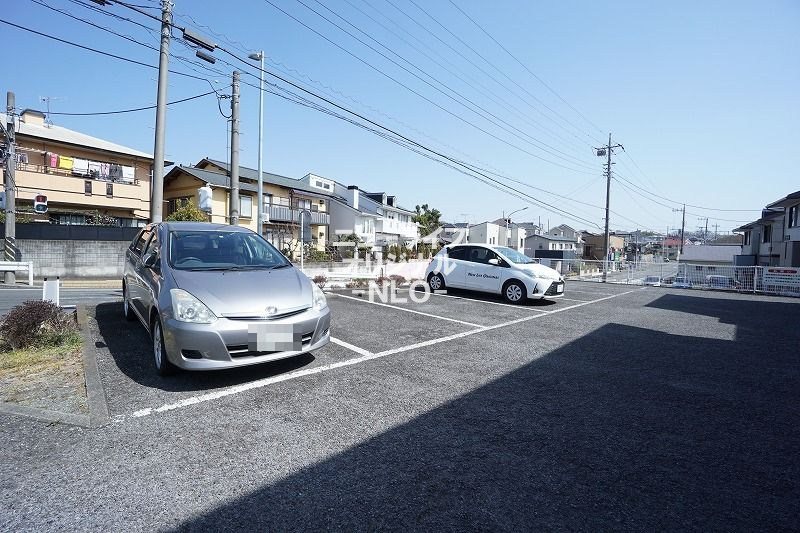 ガーデンシティ湘南Ⅱ 駐車場