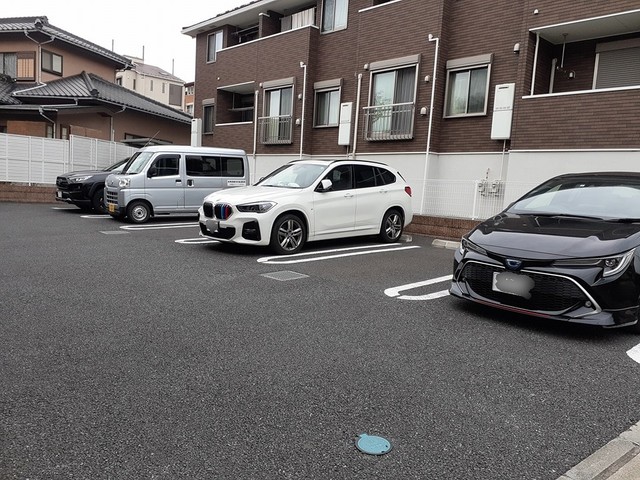 ラミーナⅡ 駐車場