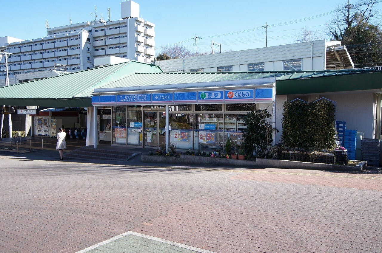 サンセール岡部 コンビニ