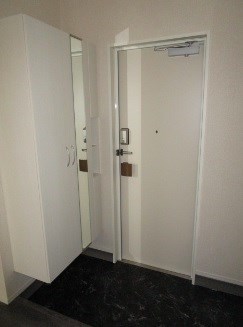 ポルティ 玄関