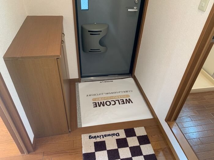 アルファタウン秦野新町　B 玄関