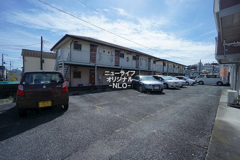 ハイツアゼリア　Ｂ 駐車場