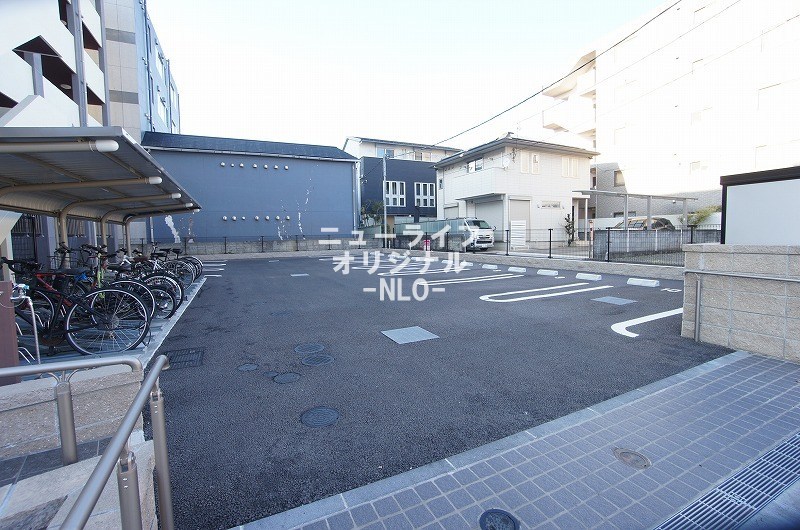 スタールミエールワッフル 駐車場