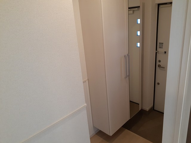 ラ・シエルテ横浜 玄関