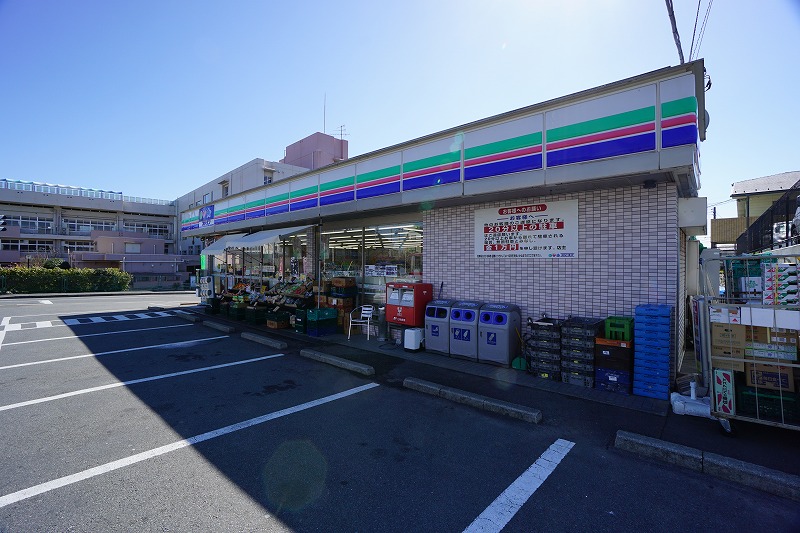 ラ・シエルテ横浜 コンビニ