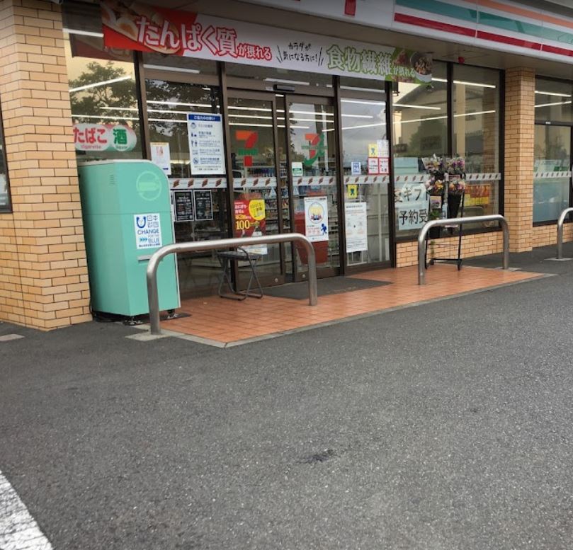 ラ・シエルテ横浜 コンビニ