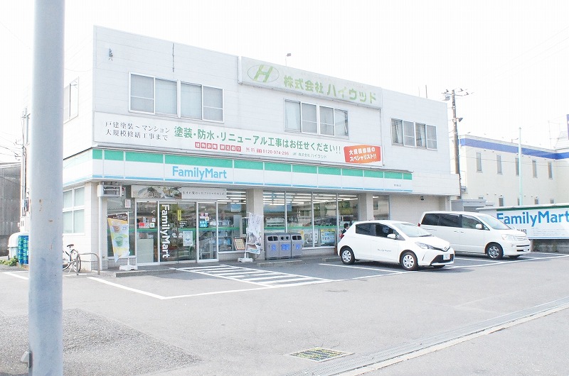 アウル　レジデンス コンビニ