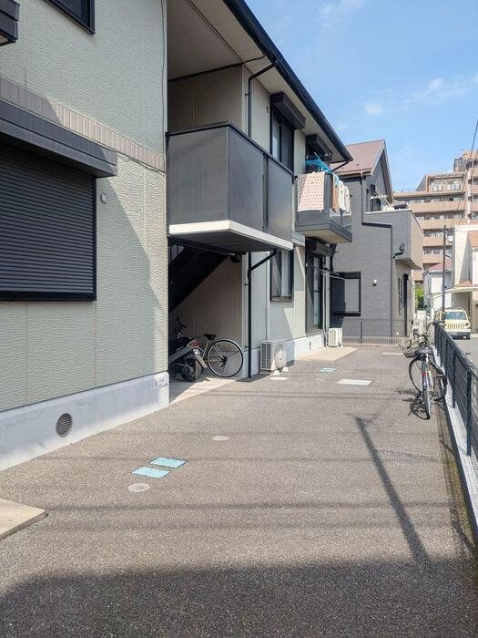 コウジィーコート 外観