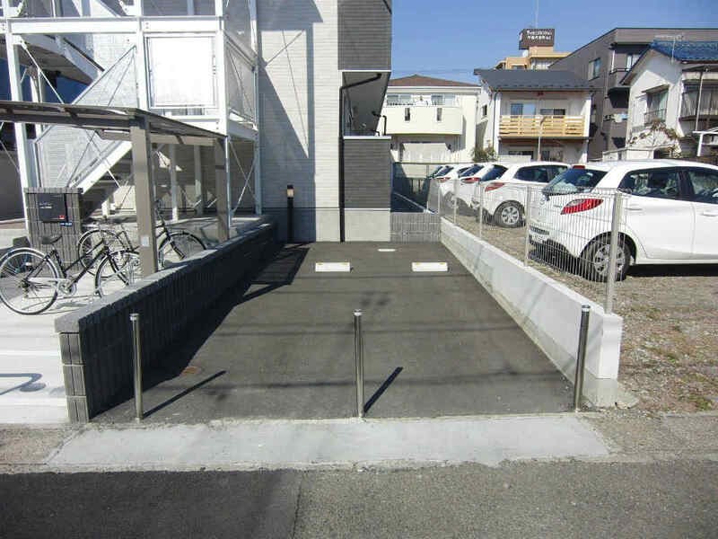 リブリ・代官町 エントランス