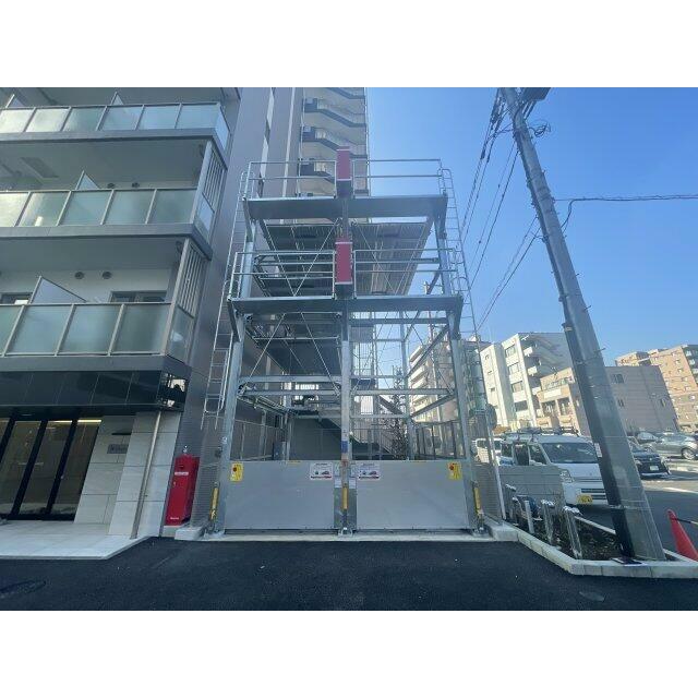 エヌステージ秦野駅前 駐車場