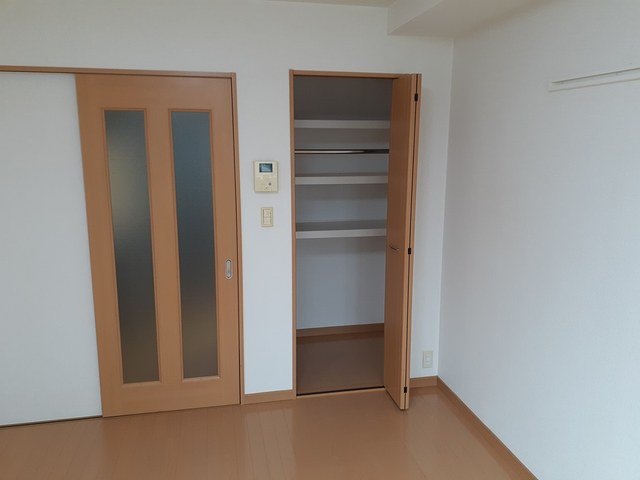 ヒルズ　ビッグ　ウエスト 収納