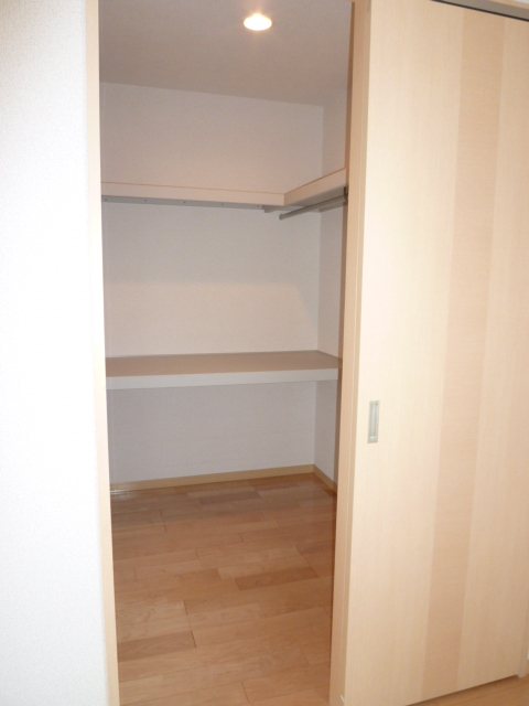ベルタパルコC 収納