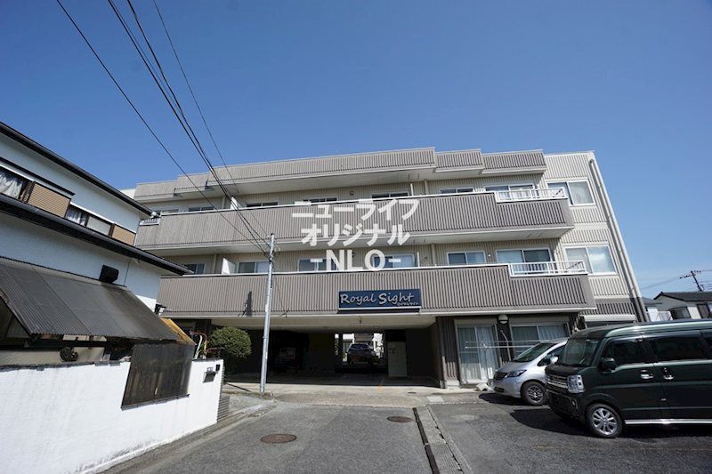 ロイヤルサイト エントランス