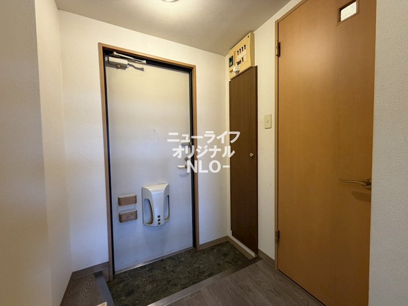 チャンティックモモハマ 玄関