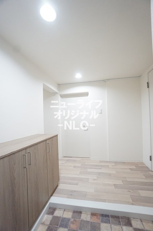 プレシール青葉台 玄関