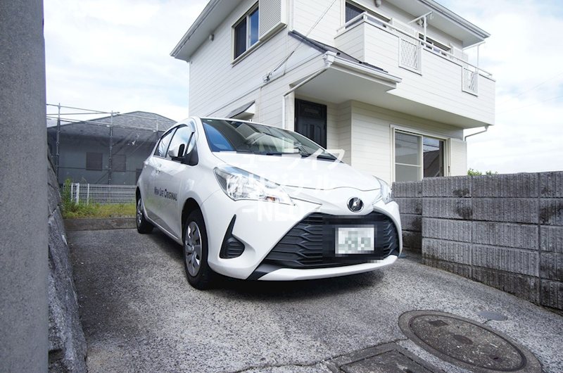 草薙邸戸建 駐車場