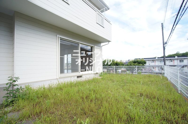 草薙邸戸建 庭