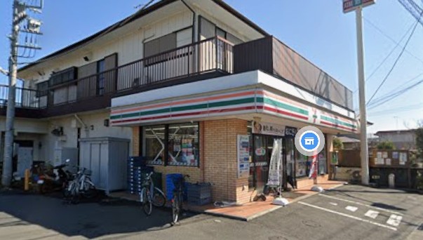 グラン・フルール コンビニ